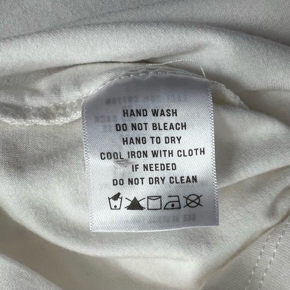 ๐ EUC Badgley Mischka white lace top - Picture 7 of 8